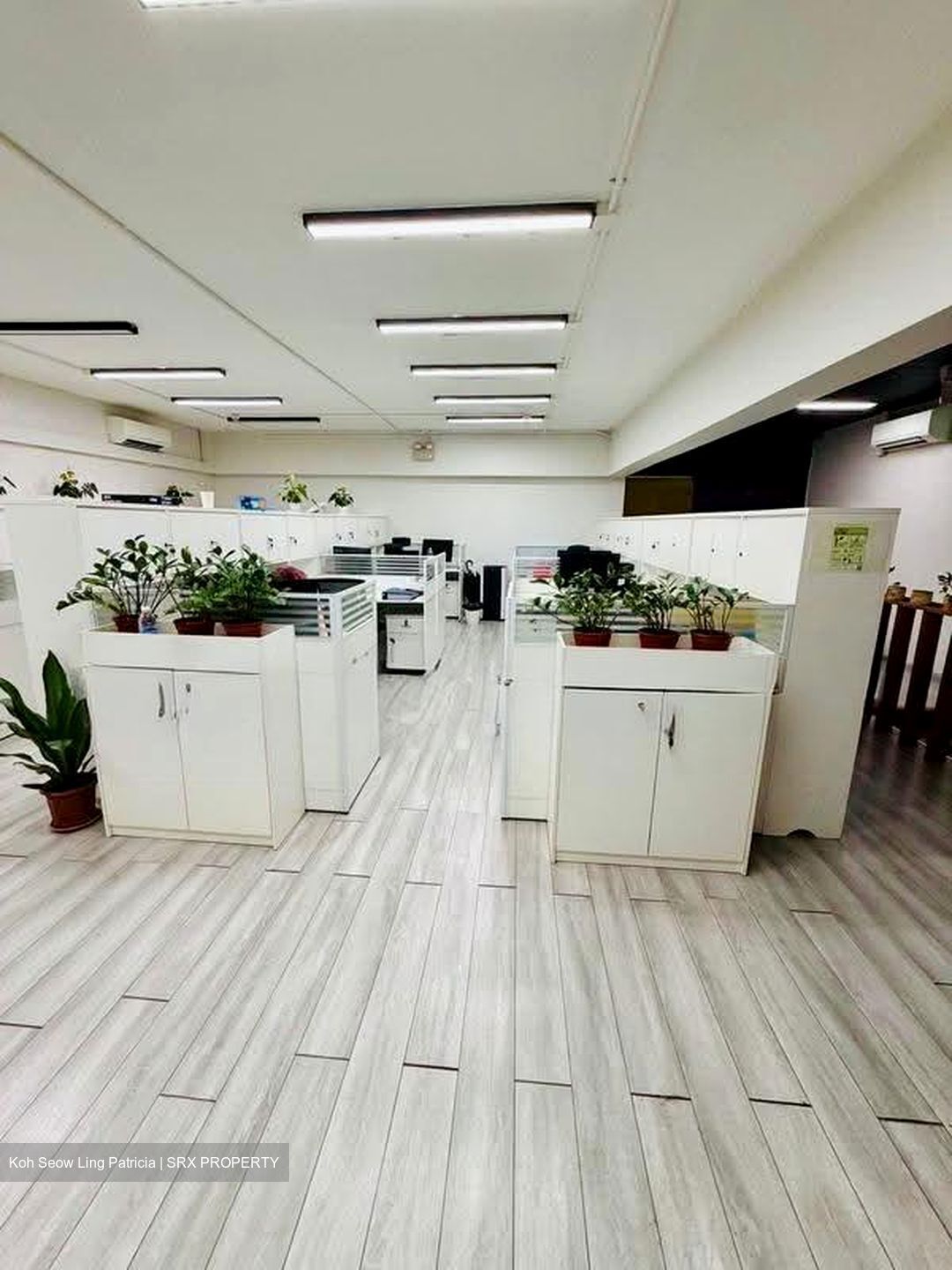 Woodlands Bizhub (D27), Factory #630586341